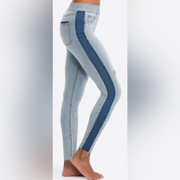 SPANX Pants - SPANX 2 Tone Skinny Jeans